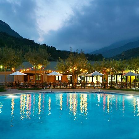 فندق Camping Bassegoda Park Albanya المظهر الخارجي الصورة