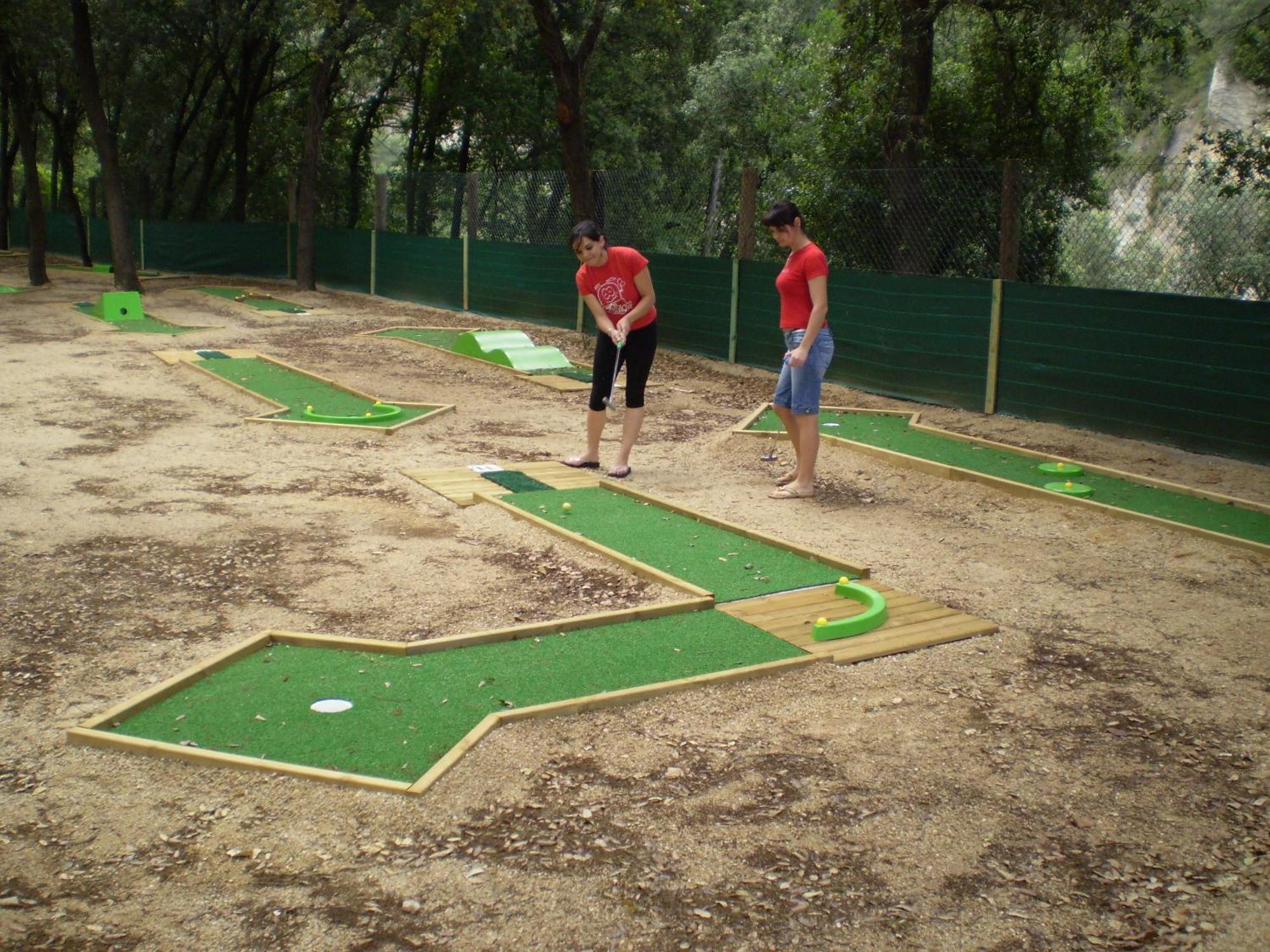 فندق Camping Bassegoda Park Albanya المظهر الخارجي الصورة
