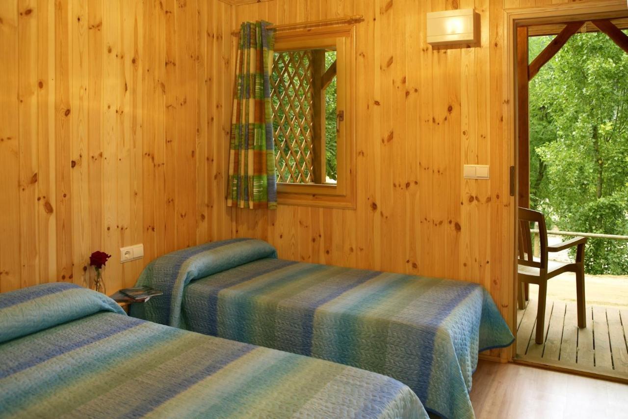 فندق Camping Bassegoda Park Albanya المظهر الخارجي الصورة